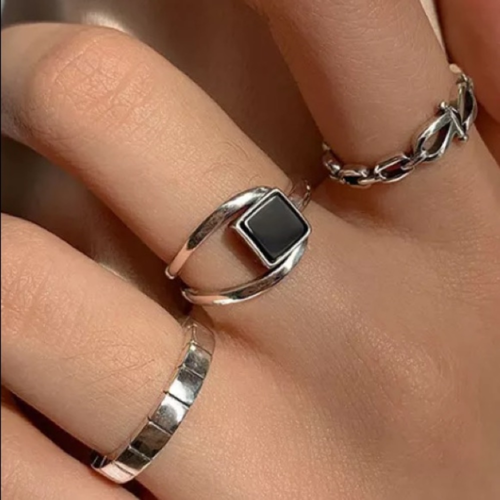 🖤Insta black sterling silver ring - Picture 6 of 7